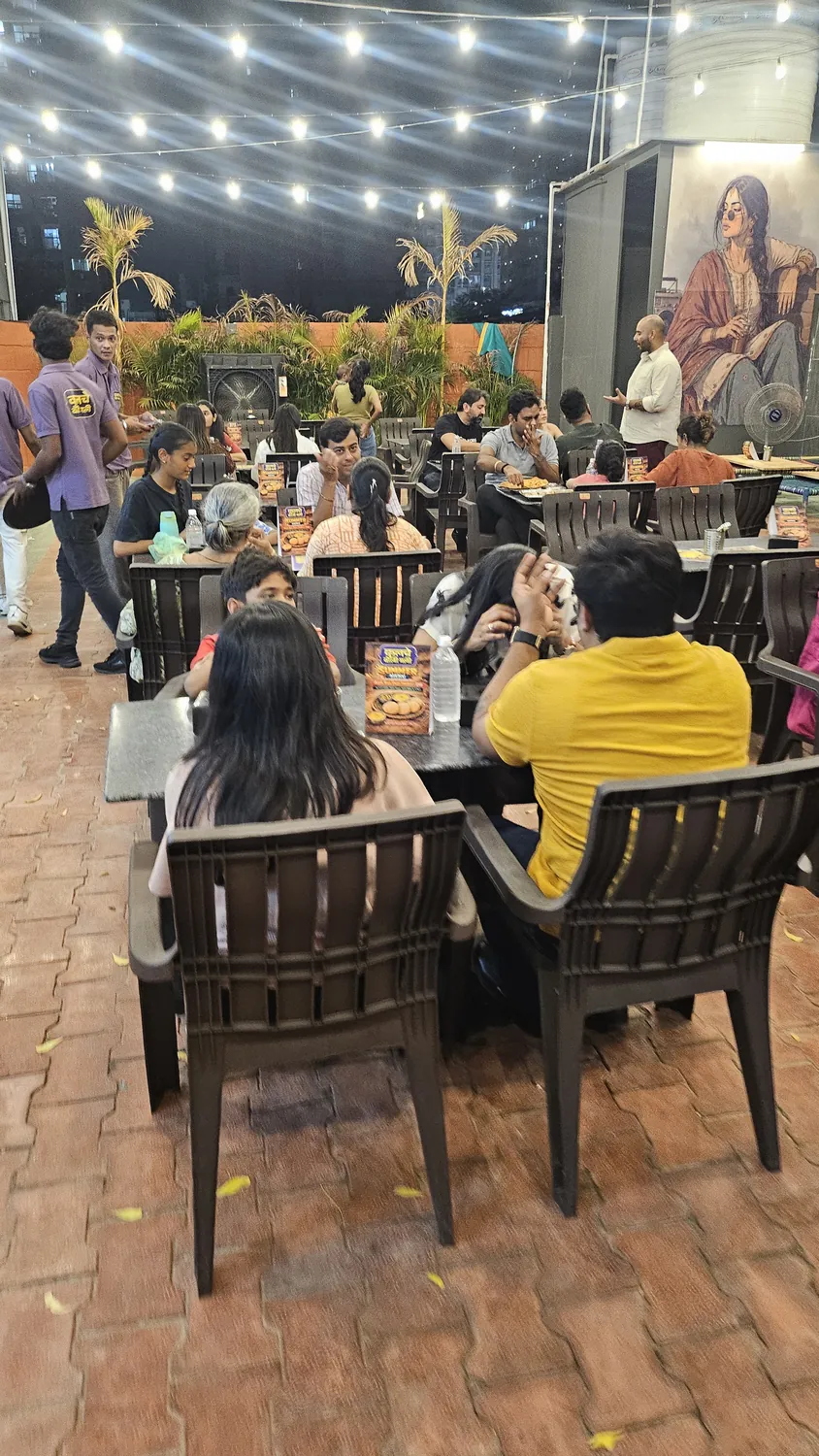 Kulche Wali Gali outdoor seating area