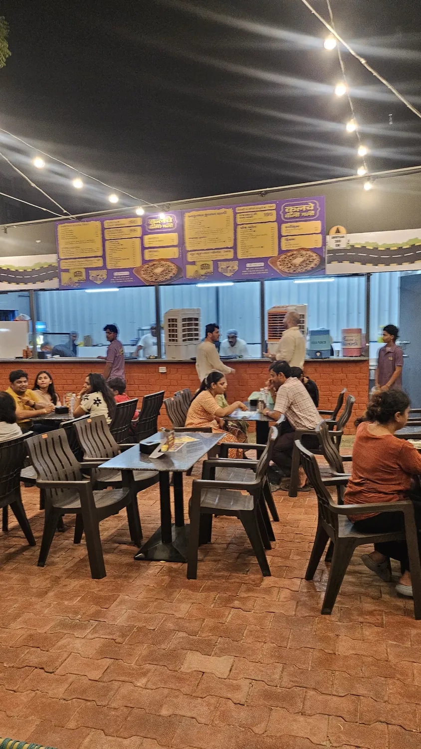 Guests dining at Kulche Wali Gali